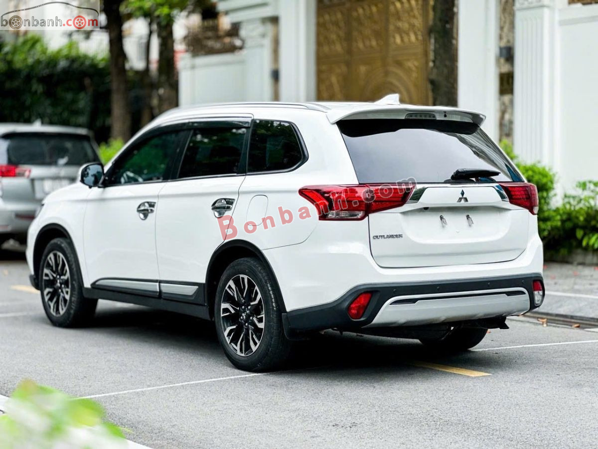 Bán ô tô Mitsubishi Outlander 2.0 CVT - 2020 - xe cũ