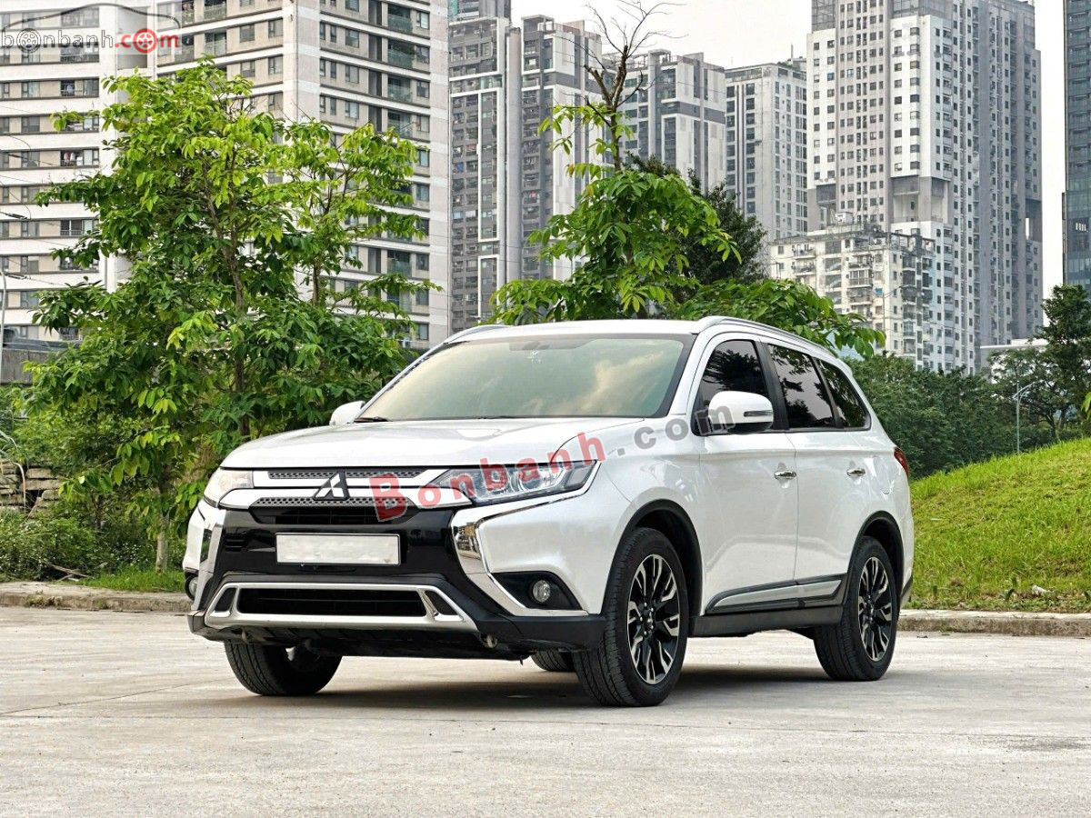 Bán ô tô Mitsubishi Outlander 2.0 CVT - 2020 - xe cũ