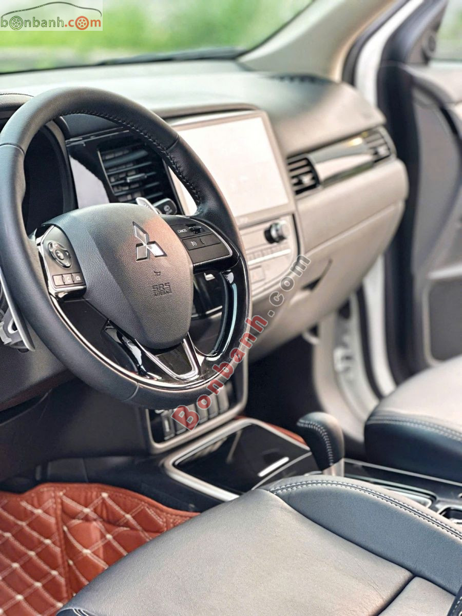 Bán ô tô Mitsubishi Outlander 2.0 CVT - 2020 - xe cũ