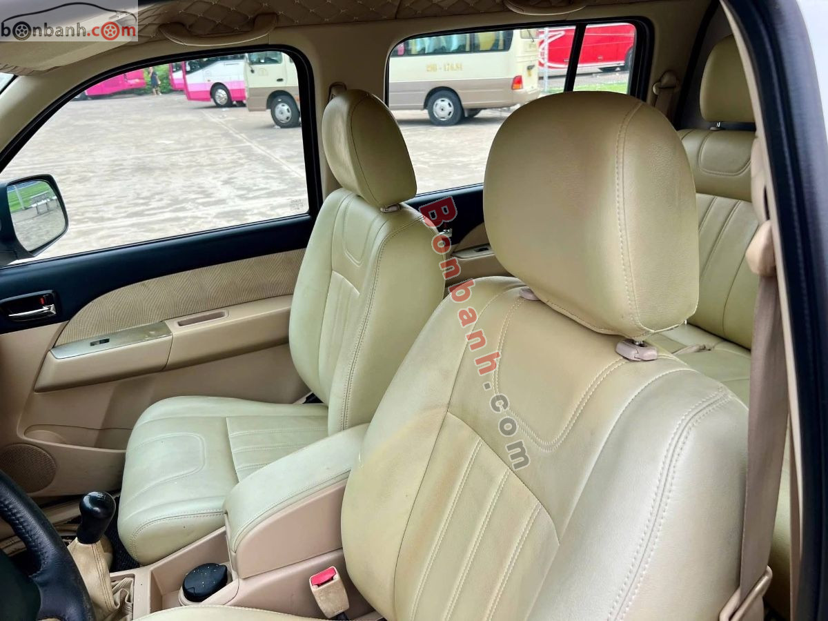 Bán ô tô Ford Everest 2.6L 4x4 MT - 2010 - xe cũ