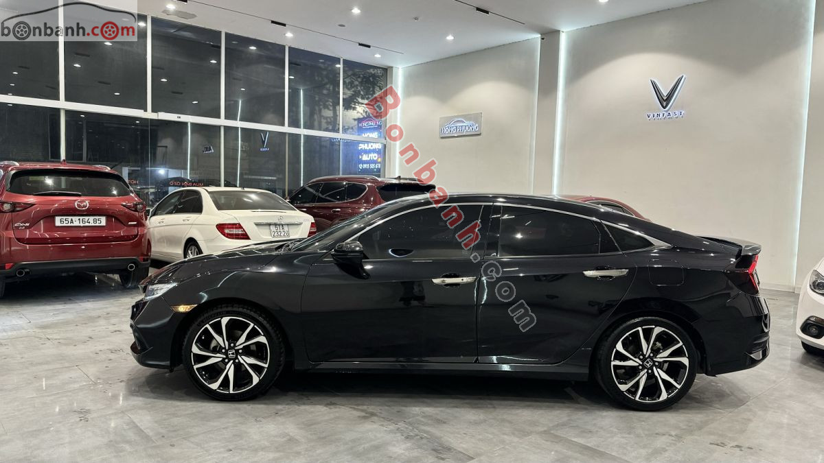 Bán ô tô Honda Civic RS 1.5 AT - 2020 - xe cũ