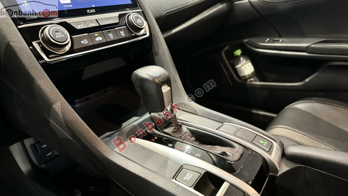 Bán ô tô Honda Civic RS 1.5 AT - 2020 - xe cũ