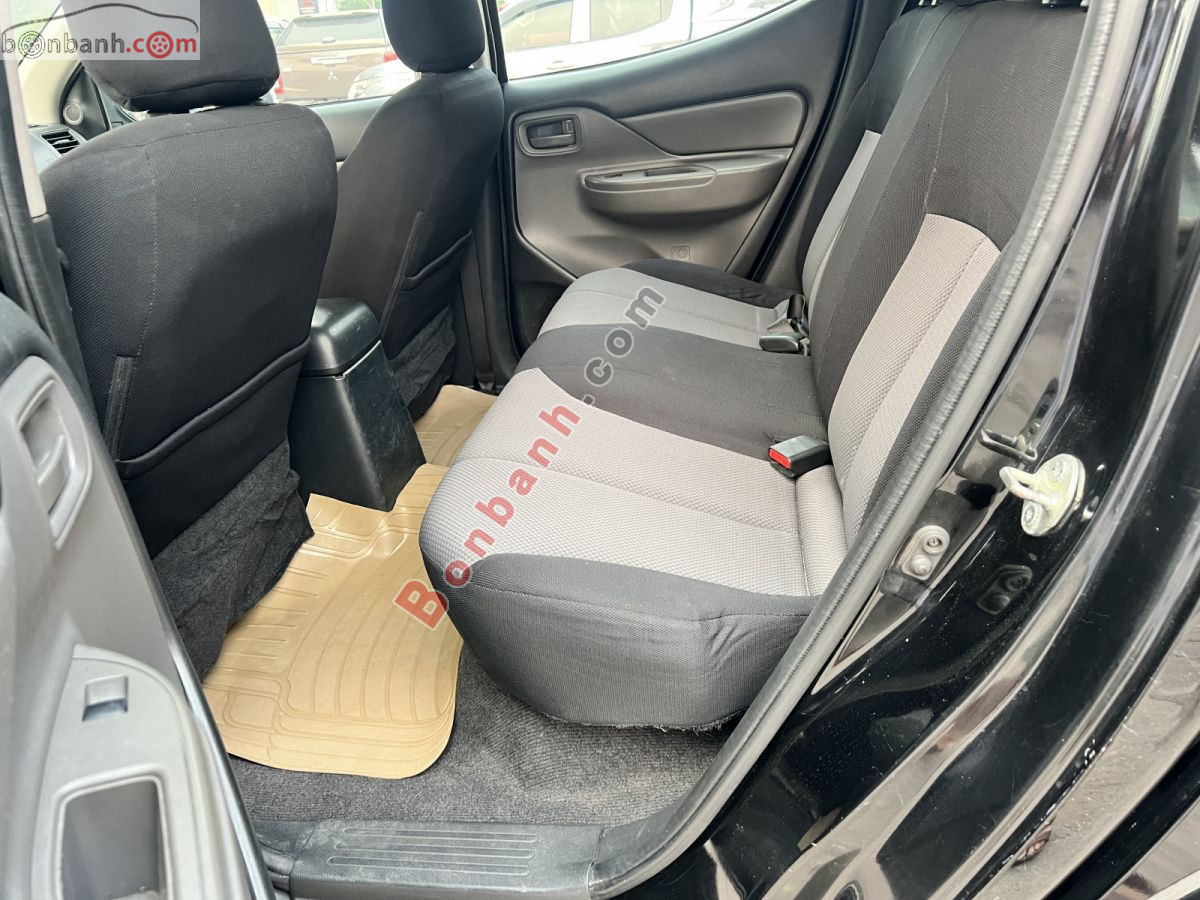 Bán ô tô Mitsubishi Triton 4x2 MT - 2018 - xe cũ