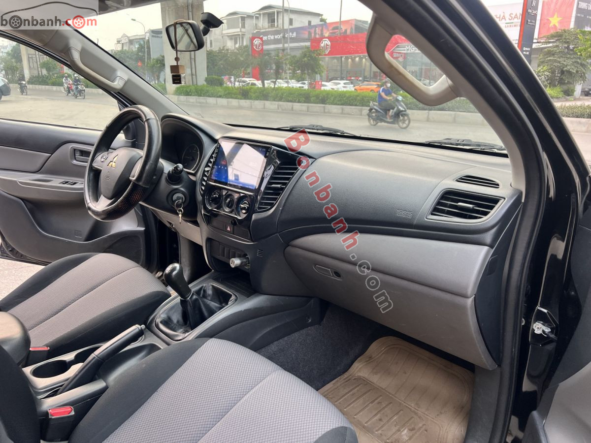 Bán ô tô Mitsubishi Triton 4x2 MT - 2018 - xe cũ