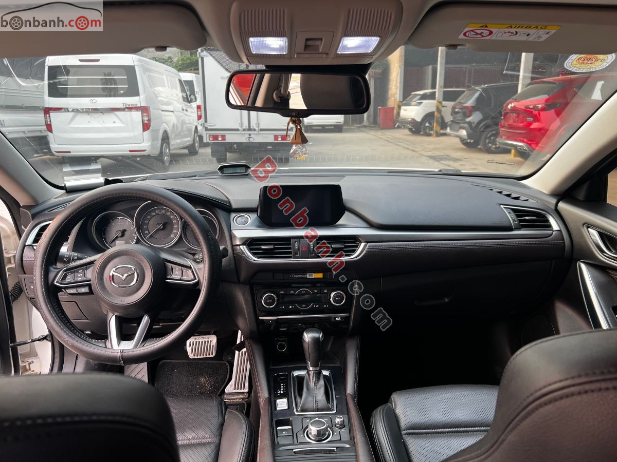 Bán ô tô Mazda 6 Premium 2.0 AT - 2021 - xe cũ