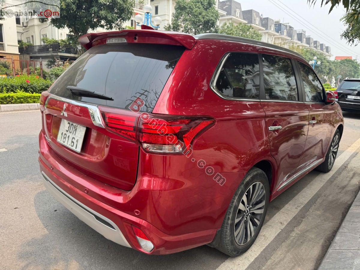 Bán ô tô Mitsubishi Outlander Premium 2.0 CVT - 2023 - xe cũ