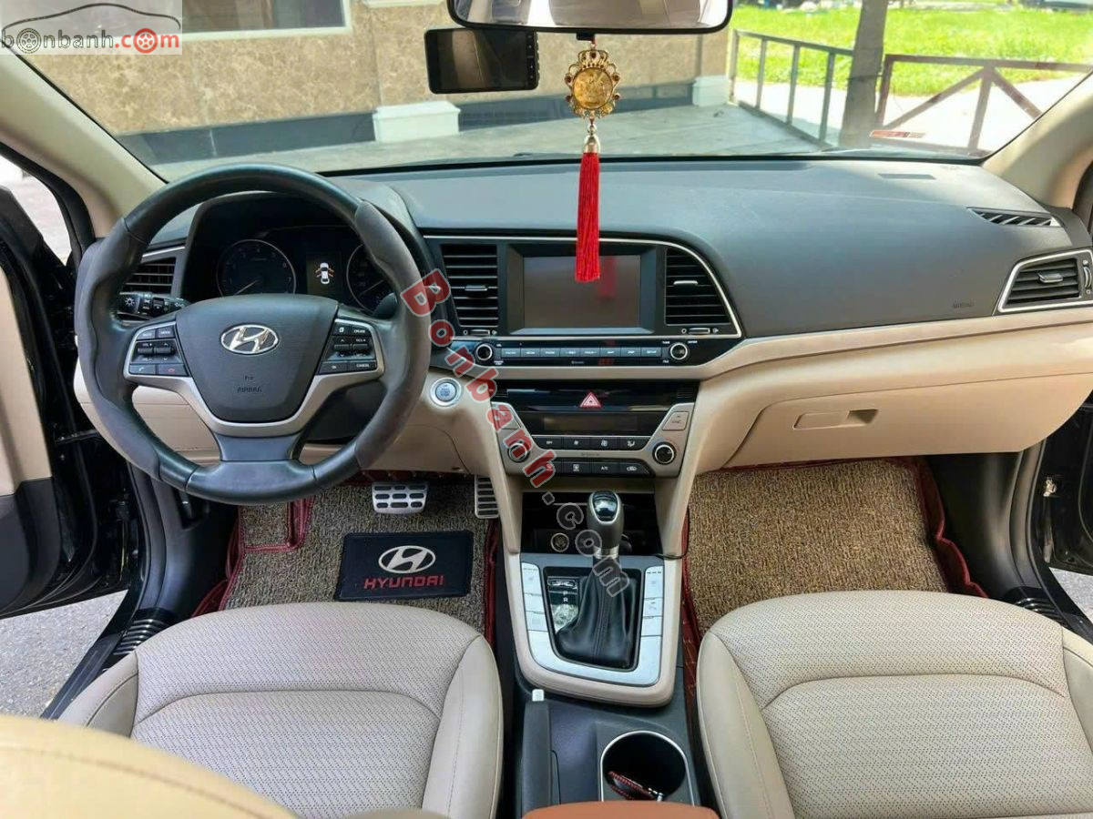 Bán ô tô Hyundai Elantra 2.0 AT - 2018 - xe cũ