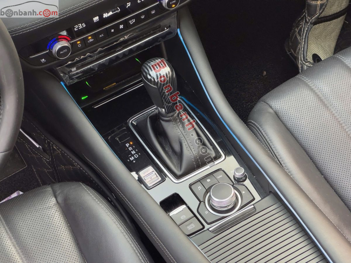 Bán ô tô Mazda 6 Premium 2.0 AT - 2022 - xe cũ