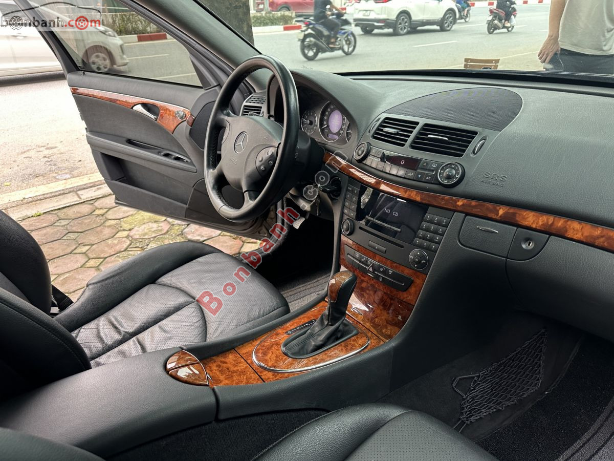 Bán ô tô Mercedes Benz E class E200 - 2005 - xe cũ