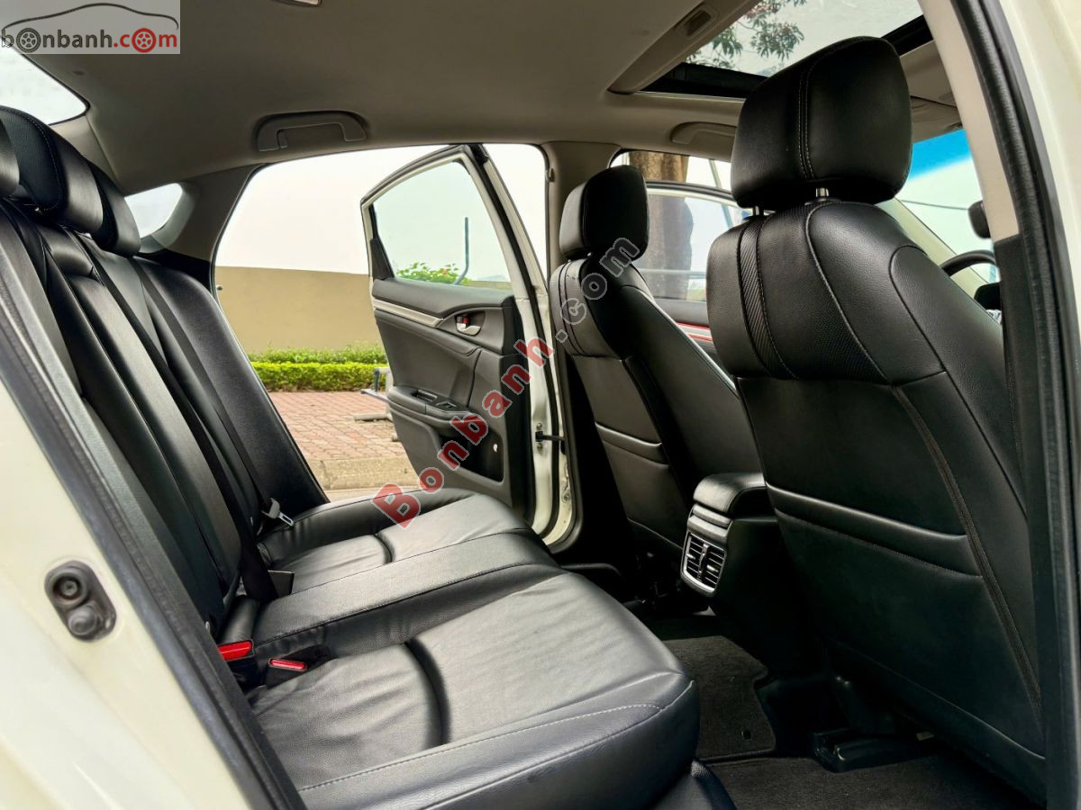 Bán ô tô Honda Civic 1.5L Vtec Turbo - 2018 - xe cũ