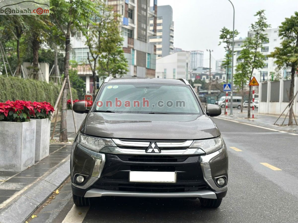 Bán ô tô Mitsubishi Outlander 2.0 CVT - 2016 - xe cũ