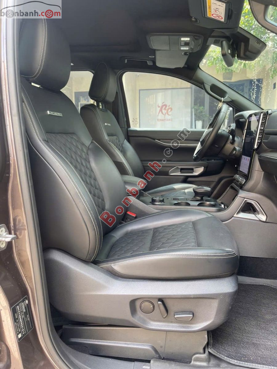 Bán ô tô Ford Everest Platinum 2.0L 4x4 AT - 2024 - xe cũ