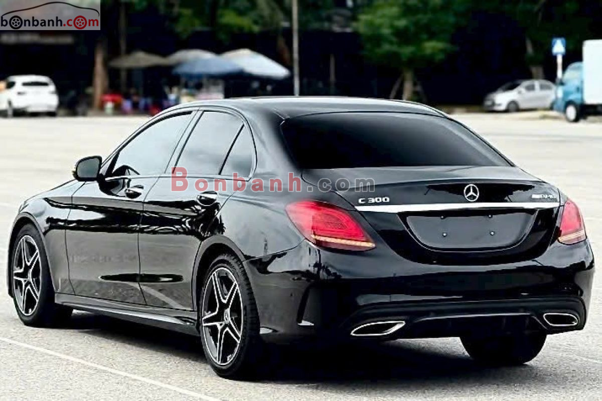 Bán ô tô Mercedes Benz C class C300 AMG - 2019 - xe cũ