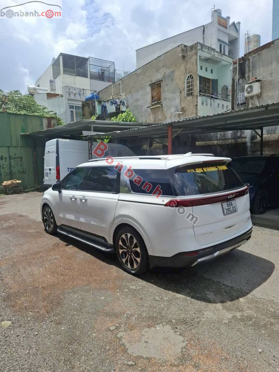 Bán ô tô Kia Carnival Premium 2.2D - 2022 - xe cũ