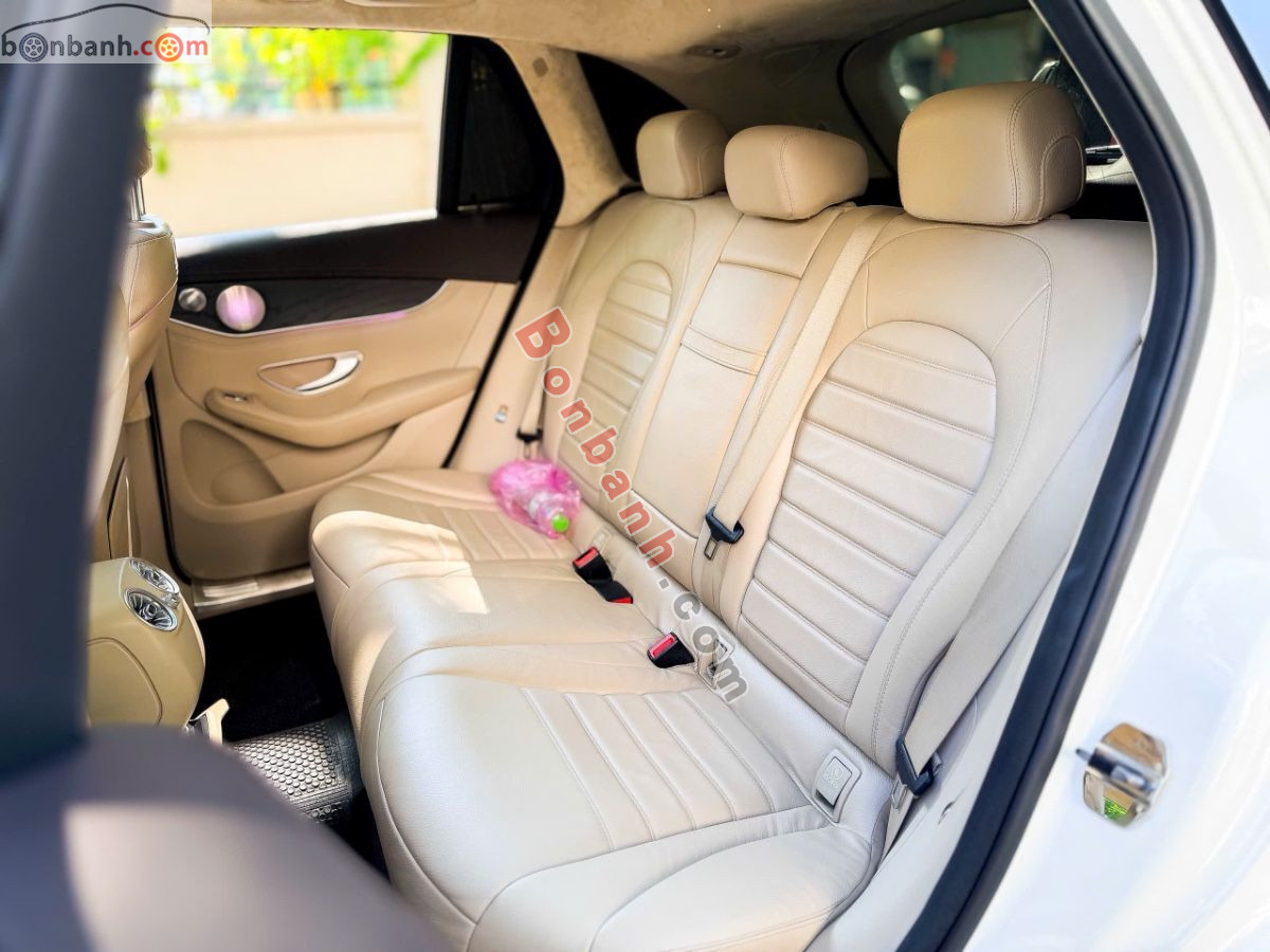 Bán ô tô Mercedes Benz GLC 300 4Matic - 2017 - xe cũ