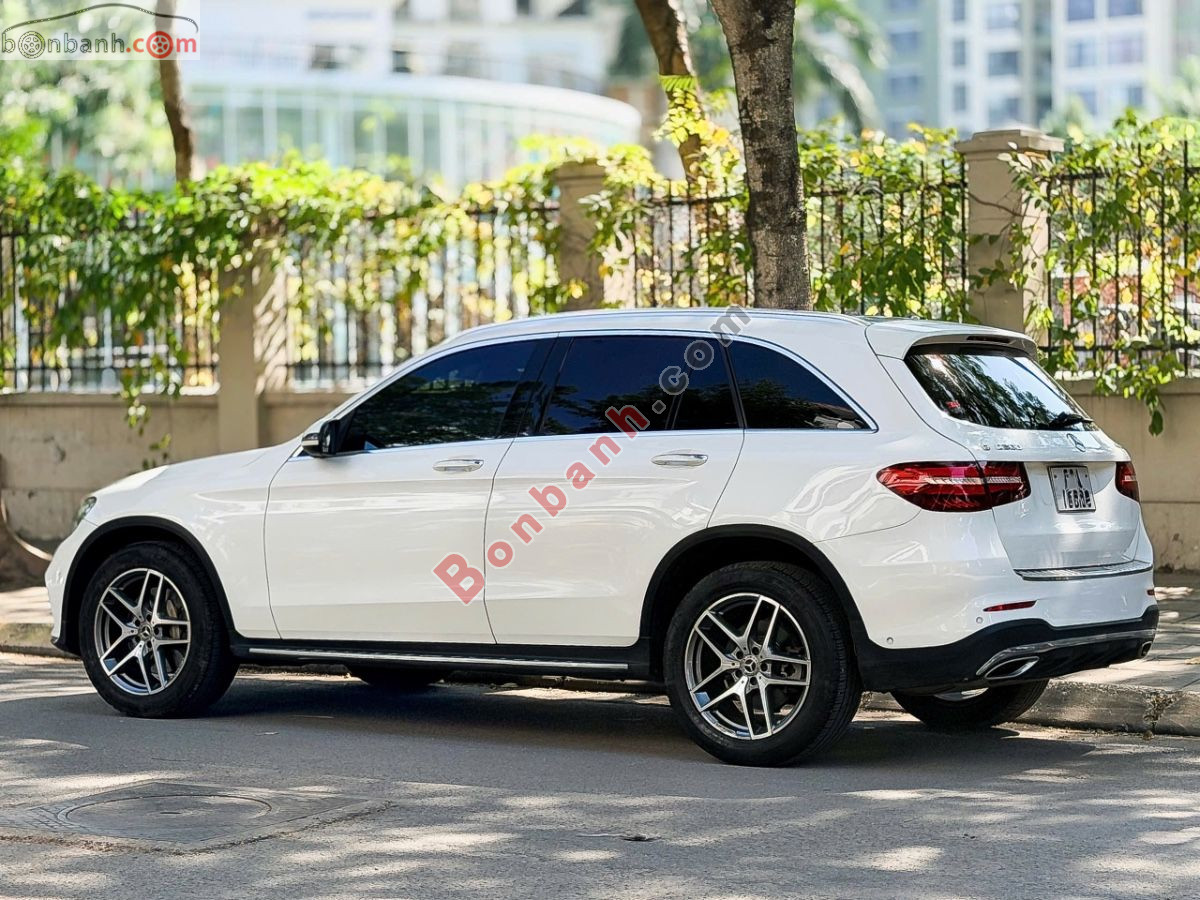 Bán ô tô Mercedes Benz GLC 300 4Matic - 2017 - xe cũ