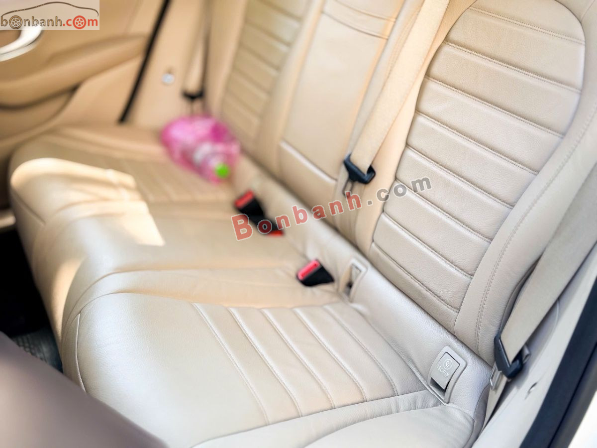 Bán ô tô Mercedes Benz GLC 300 4Matic - 2017 - xe cũ