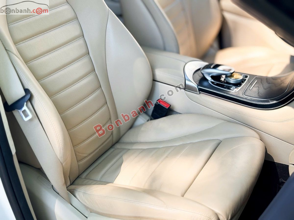 Bán ô tô Mercedes Benz GLC 300 4Matic - 2017 - xe cũ