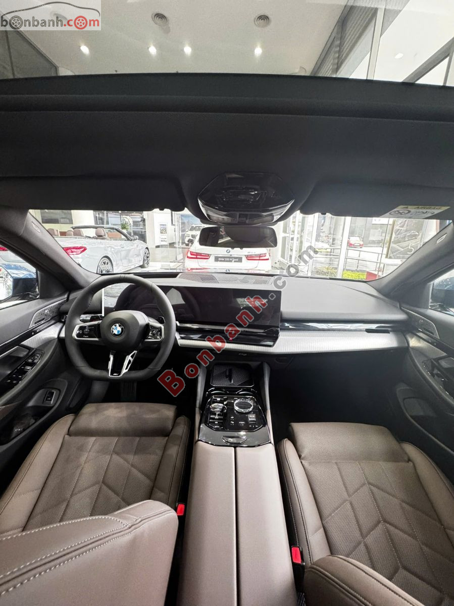 Bán ô tô BMW 5 Series 530i M Sport - 2026 - xe mới