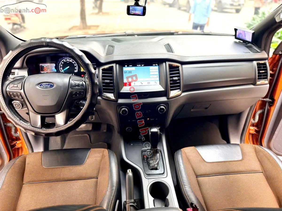 Bán ô tô Ford Ranger Wildtrak 2.2L 4x2 AT - 2017 - xe cũ