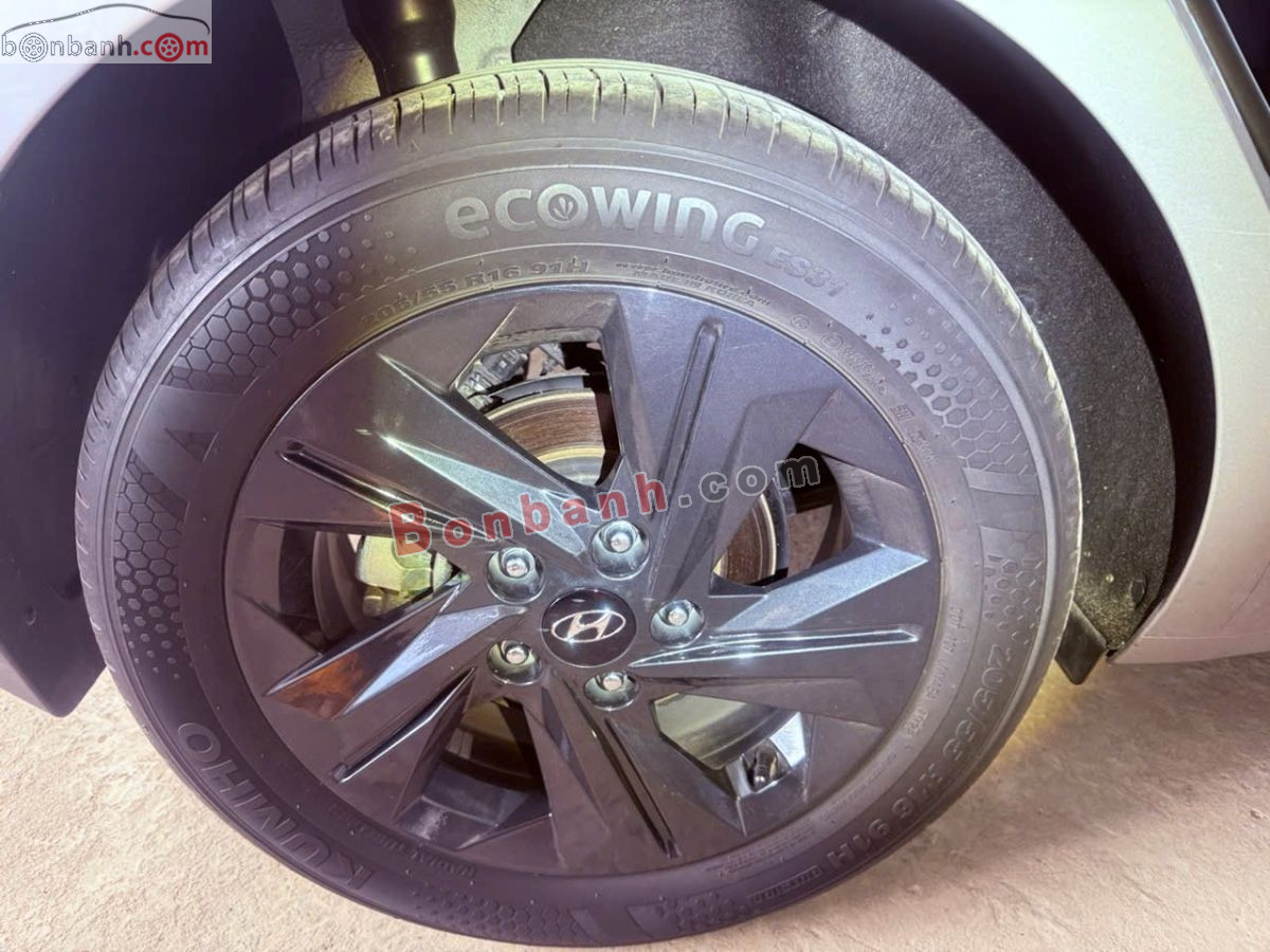 Bán ô tô Hyundai Elantra 1.6 AT Đặc biệt - 2023 - xe cũ