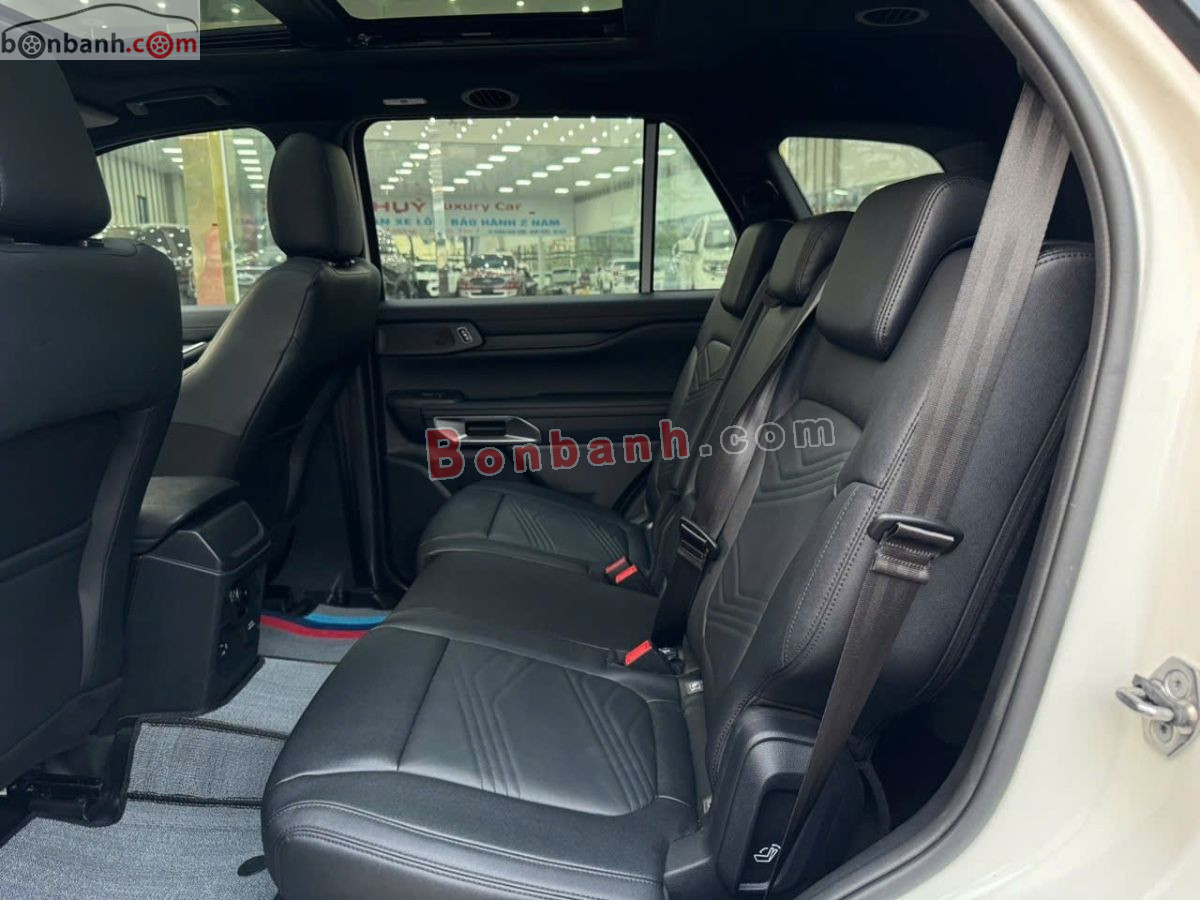 Bán ô tô Ford Everest Titanium 2.0L 4x2 AT - 2024 - xe cũ