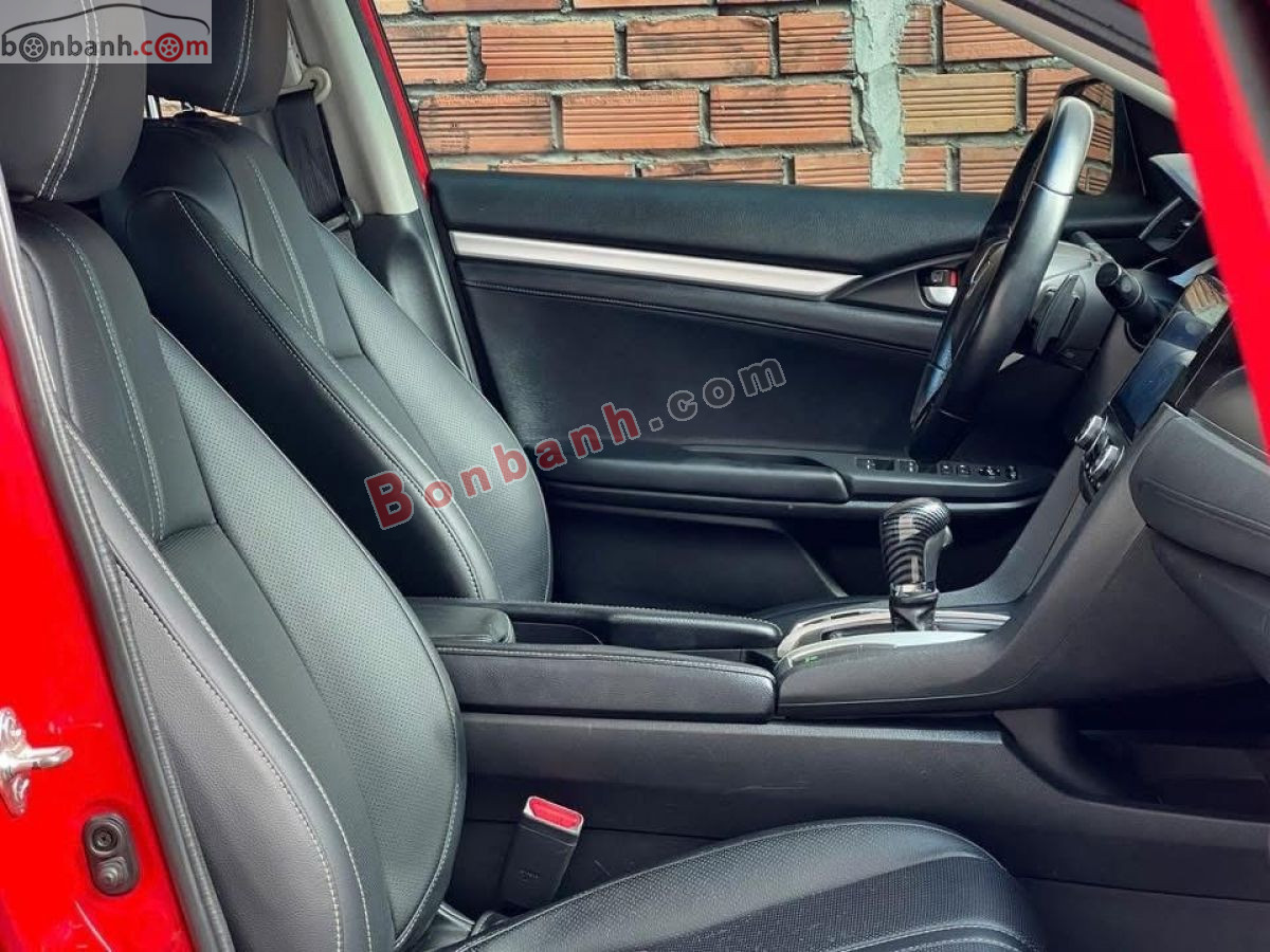 Bán ô tô Honda Civic 1.8 E - 2017 - xe cũ