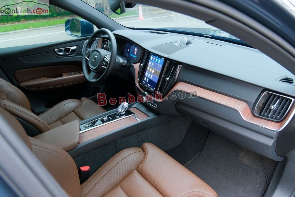 Bán ô tô Volvo XC60 Ultimate Bright B6 AWD - 2023 - xe cũ