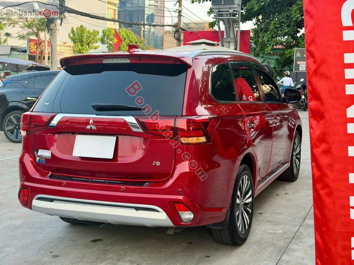 Bán ô tô Mitsubishi Outlander 2.0 CVT - 2022 - xe cũ