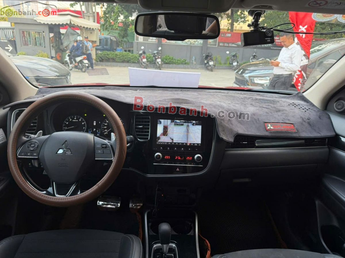 Bán ô tô Mitsubishi Outlander 2.0 CVT - 2022 - xe cũ