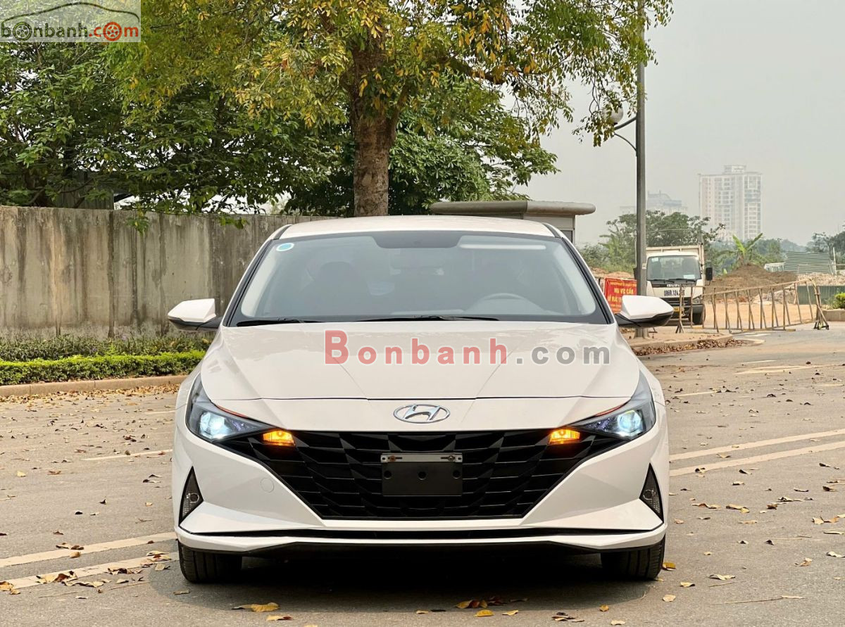 Bán ô tô Hyundai Elantra 1.6 AT Tiêu chuẩn - 2023 - xe cũ