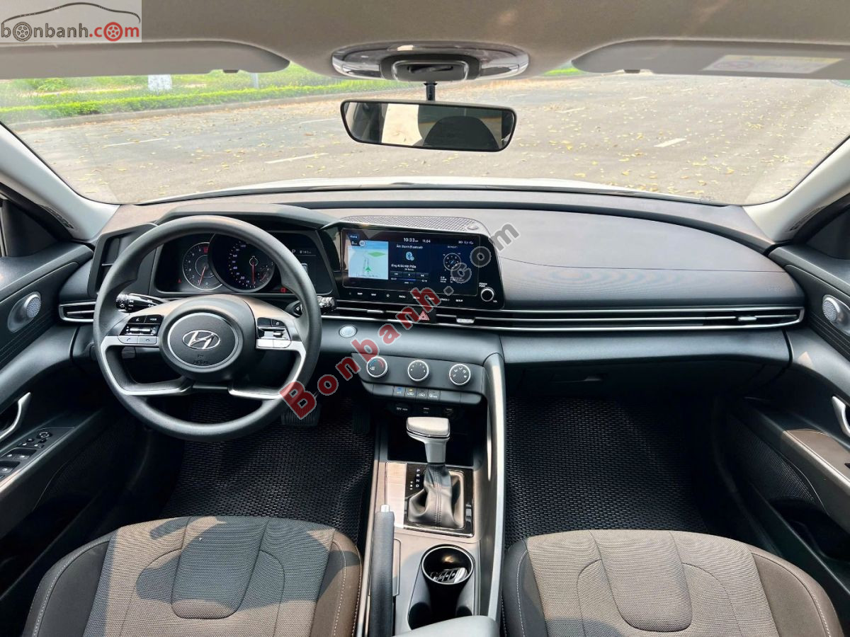 Bán ô tô Hyundai Elantra 1.6 AT Tiêu chuẩn - 2023 - xe cũ