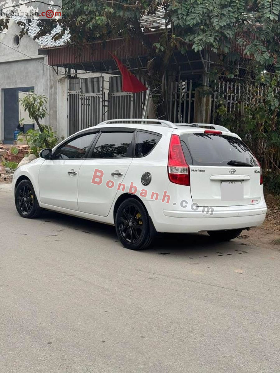 Bán ô tô Hyundai i30 CW 1.6 AT - 2011 - xe cũ