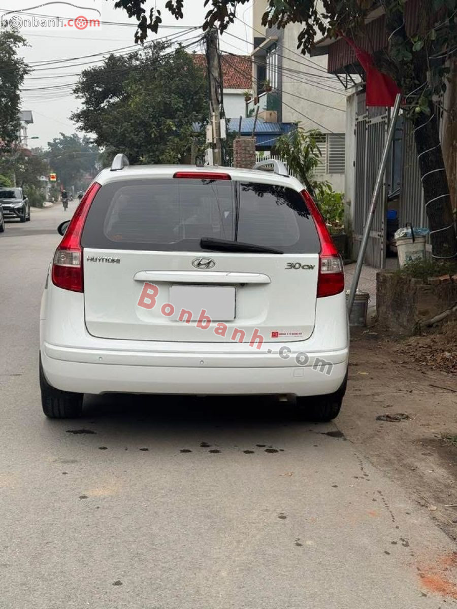 Bán ô tô Hyundai i30 CW 1.6 AT - 2011 - xe cũ