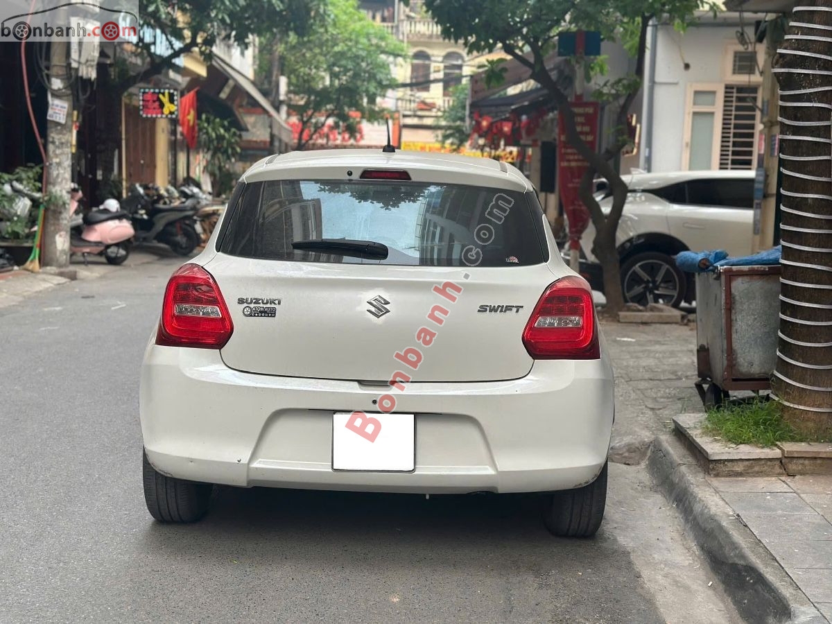 Bán ô tô Suzuki Swift GLX 1.2 AT - 2019 - xe cũ
