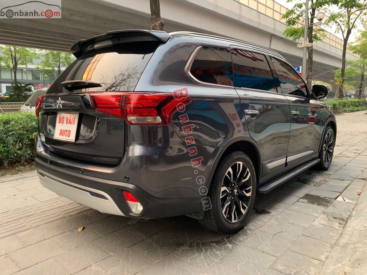 Bán ô tô Mitsubishi Outlander 2.0 CVT Premium - 2020 - xe cũ