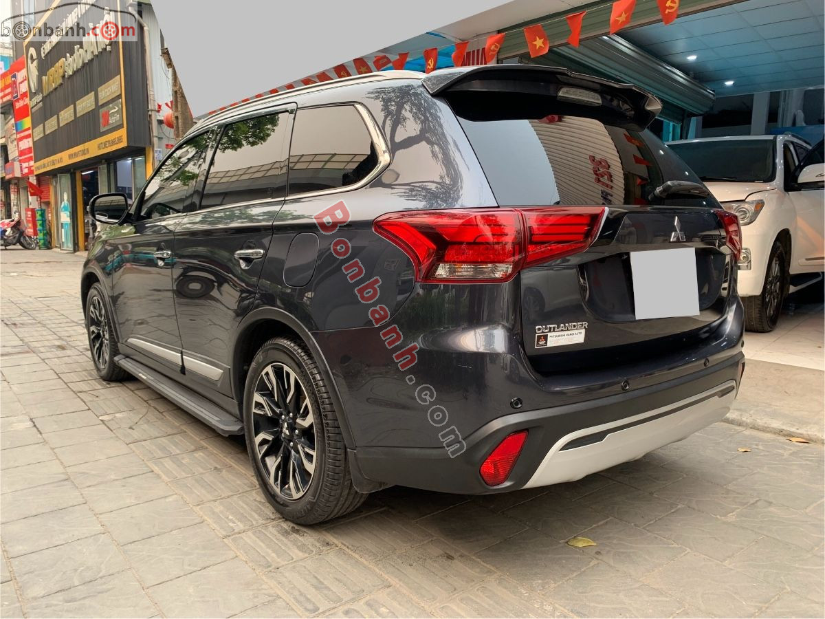 Bán ô tô Mitsubishi Outlander 2.0 CVT Premium - 2020 - xe cũ