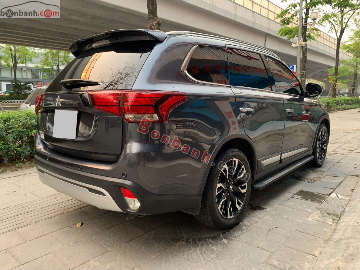 Bán ô tô Mitsubishi Outlander 2.0 CVT Premium - 2020 - xe cũ