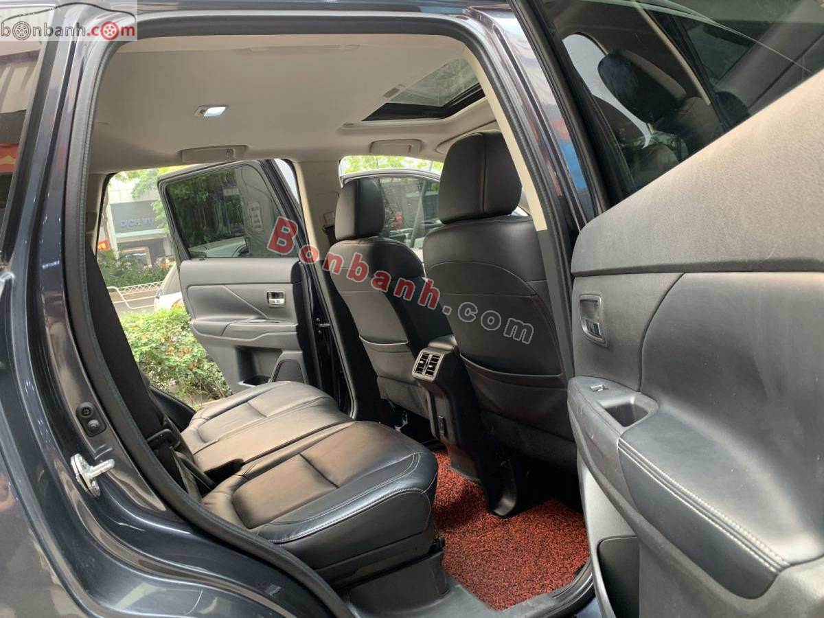 Bán ô tô Mitsubishi Outlander 2.0 CVT Premium - 2020 - xe cũ