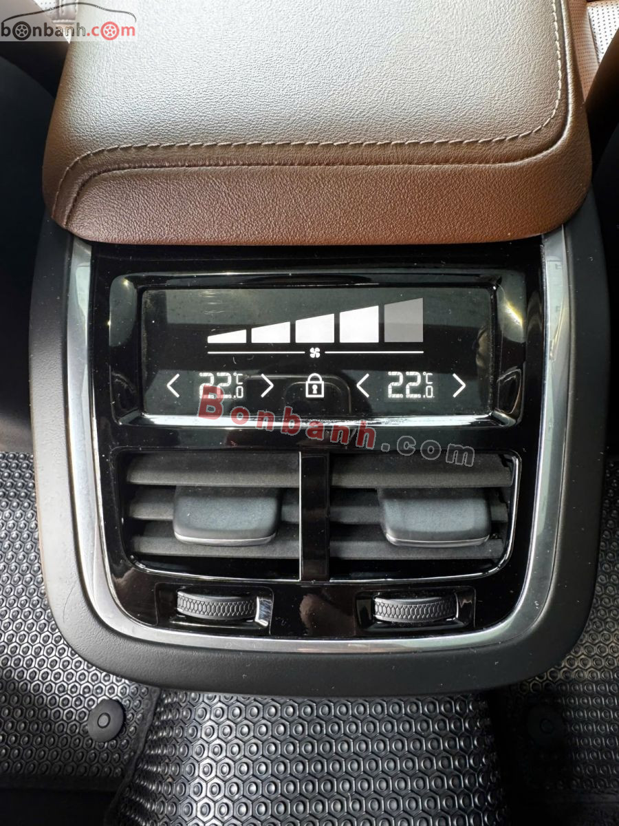 Bán ô tô Volvo XC60 Ultimate Bright B6 AWD - 2023 - xe cũ