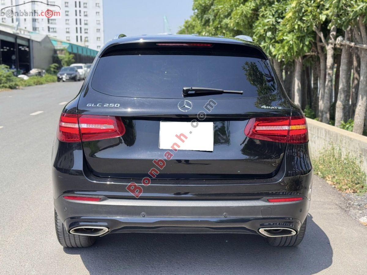 Bán ô tô Mercedes Benz GLC 250 4Matic - 2018 - xe cũ