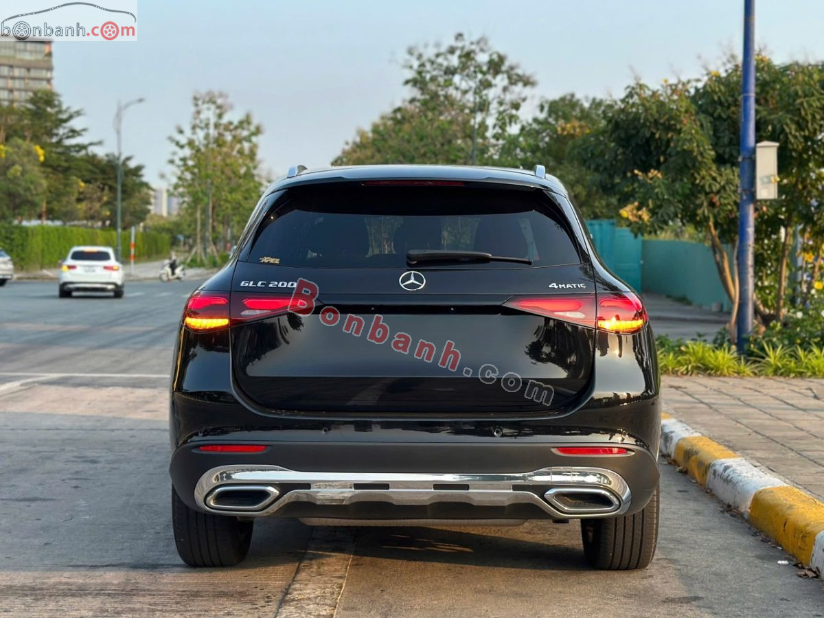 Bán ô tô Mercedes Benz GLC 200 4Matic - 2023 - xe cũ