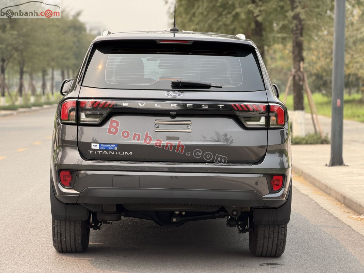 Bán ô tô Ford Everest Titanium 2.0L 4x2 AT - 2024 - xe cũ