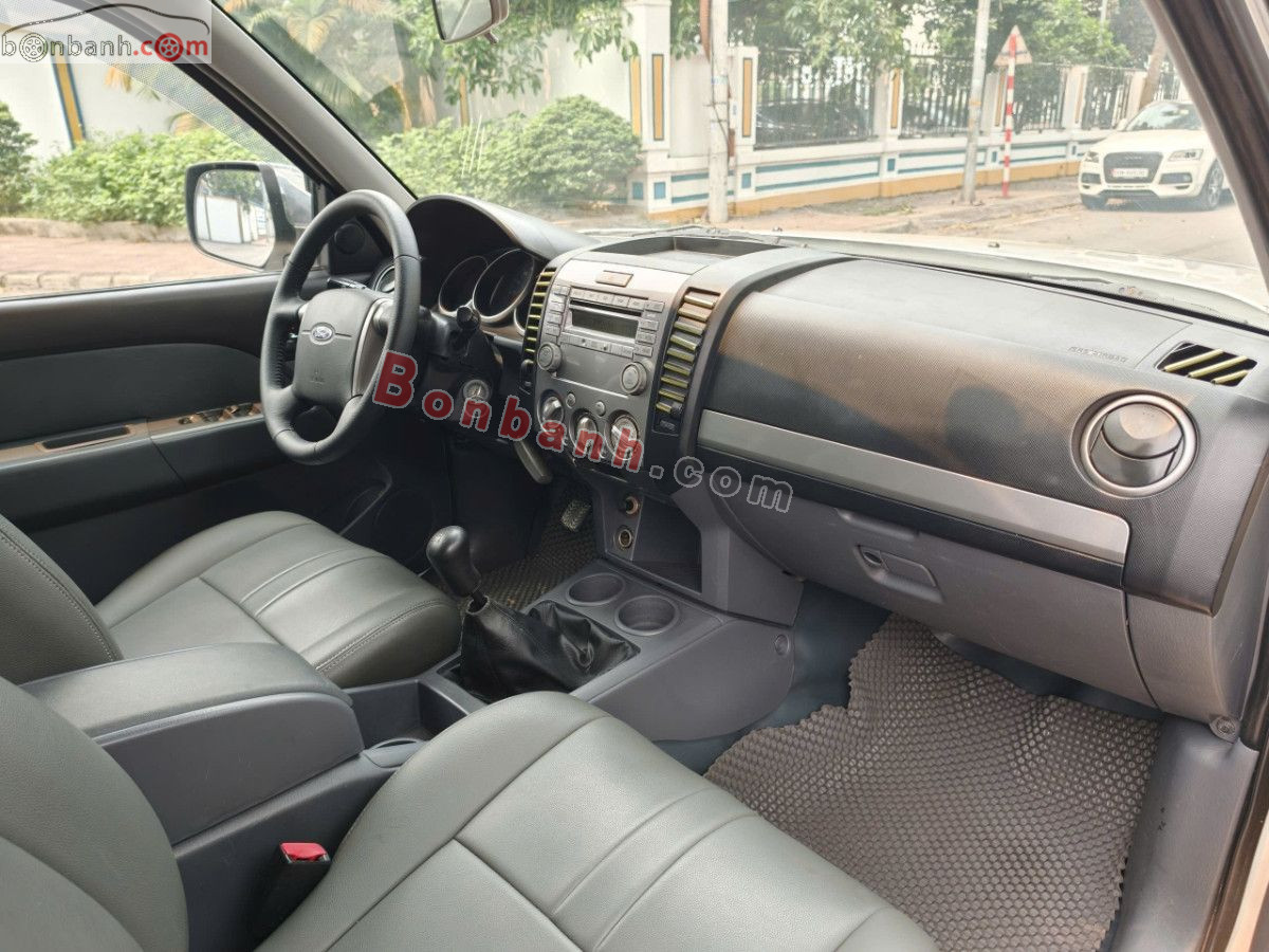 Bán ô tô Ford Everest 2.5L 4x2 MT - 2014 - xe cũ