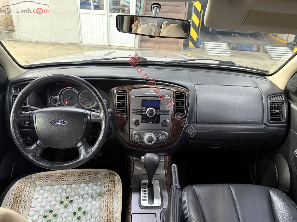 Bán ô tô Ford Escape XLT 2.3L 4x4 AT - 2013 - xe cũ