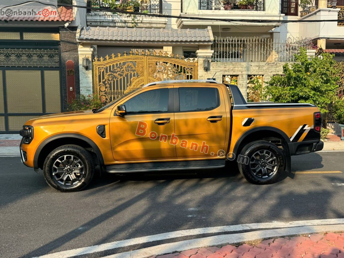 Bán ô tô Ford Ranger Wildtrak 2.0L 4x4 AT - 2024 - xe cũ
