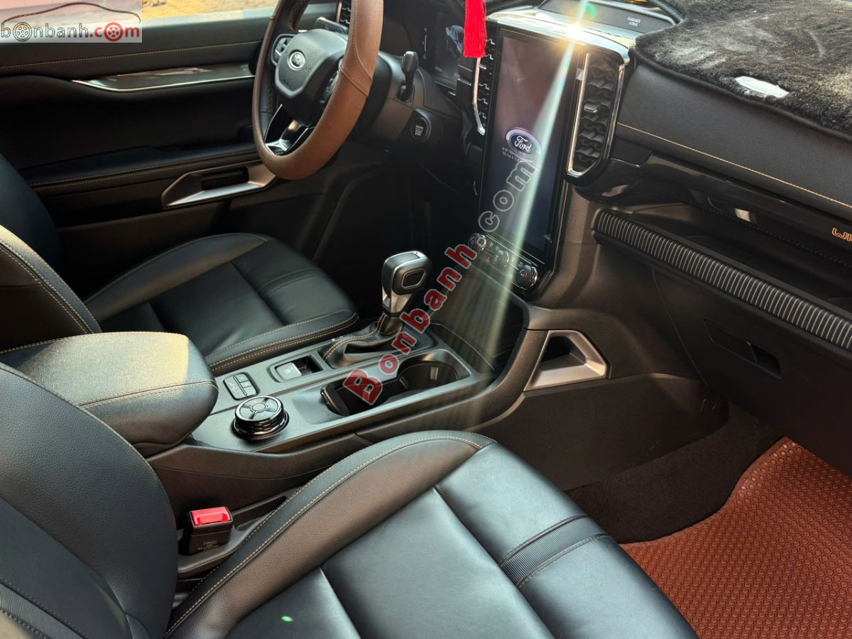 Bán ô tô Ford Ranger Wildtrak 2.0L 4x4 AT - 2024 - xe cũ