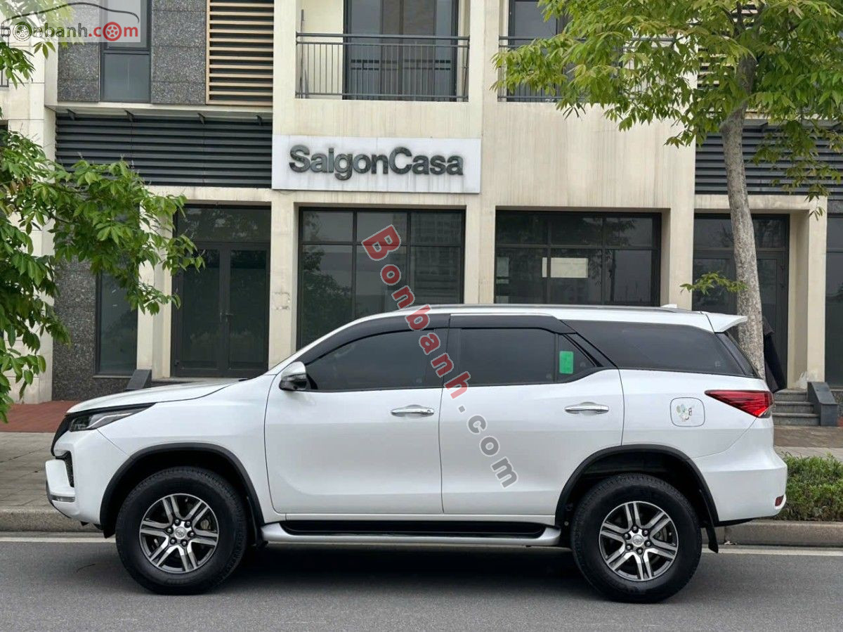 Bán ô tô Toyota Fortuner 2.4L 4x2 AT - 2022 - xe cũ