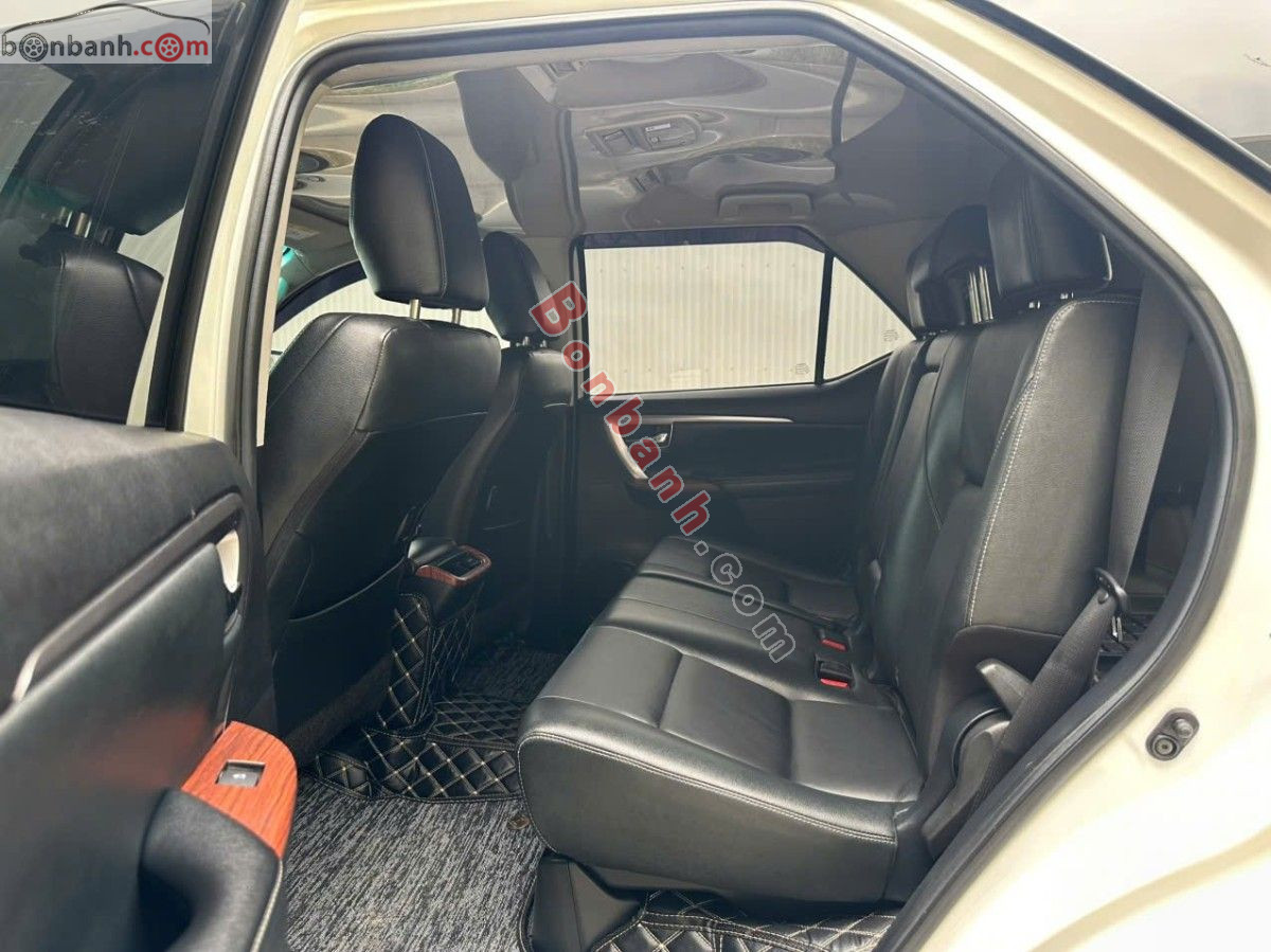 Bán ô tô Toyota Fortuner 2.4L 4x2 AT - 2022 - xe cũ