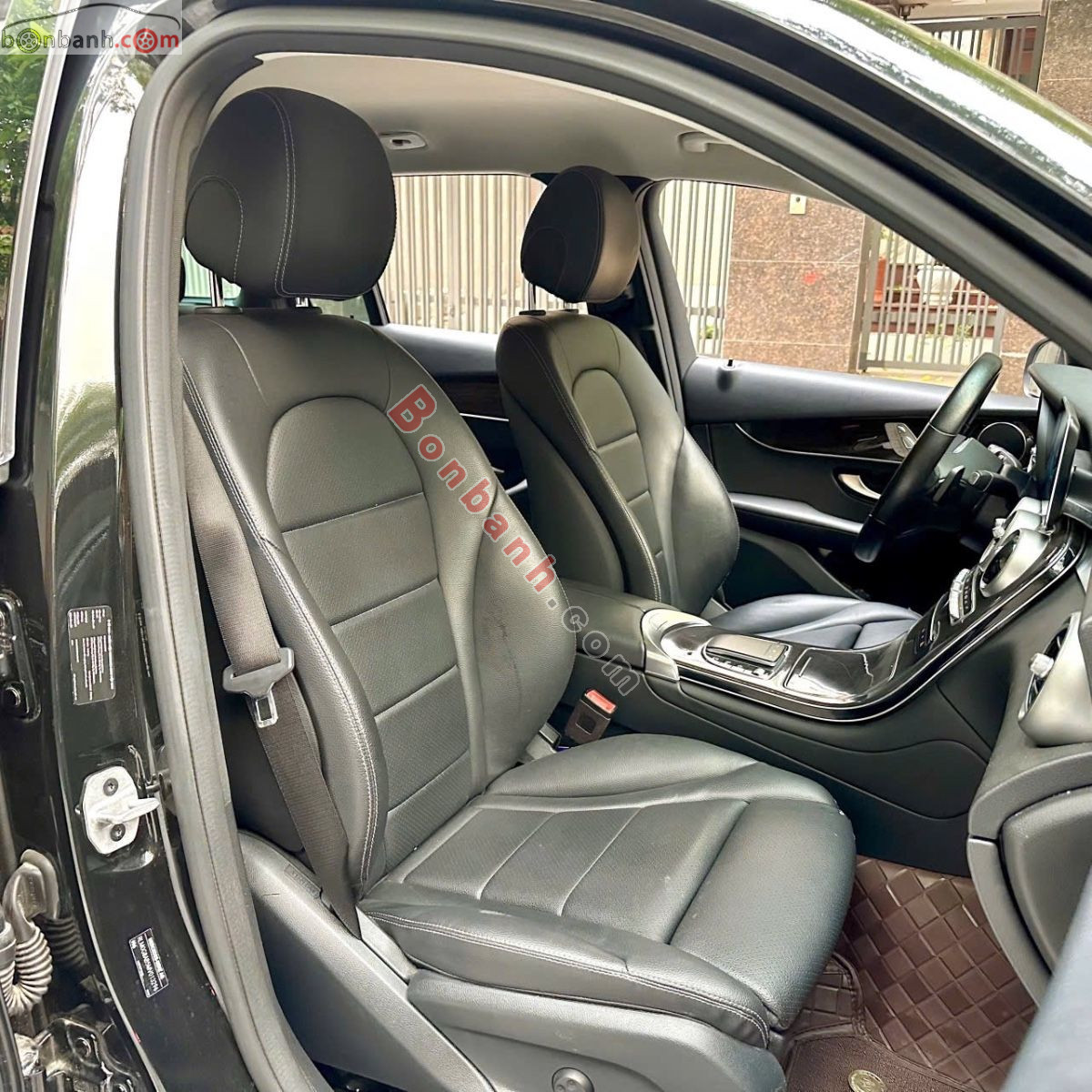 Bán ô tô Mercedes Benz GLC 200 - 2021 - xe cũ